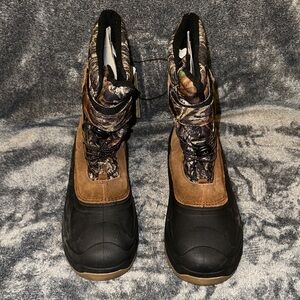 Mossy Oak Men's Camouflage and Brown Boots